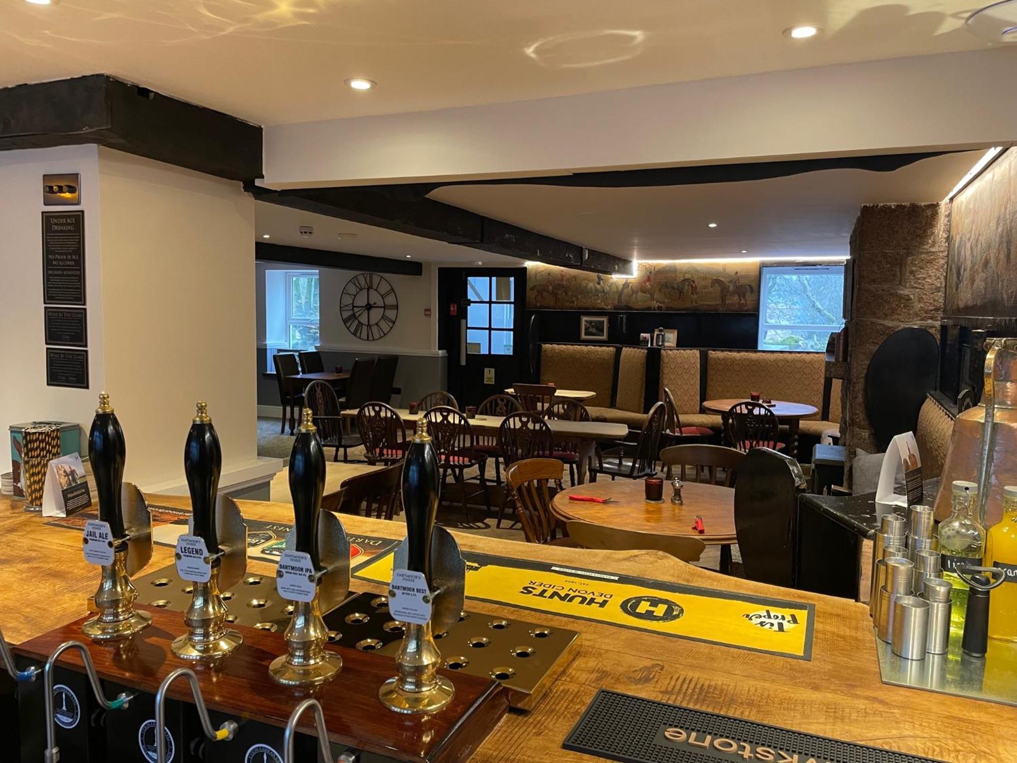East Dart Inn Йелвертон Экстерьер фото