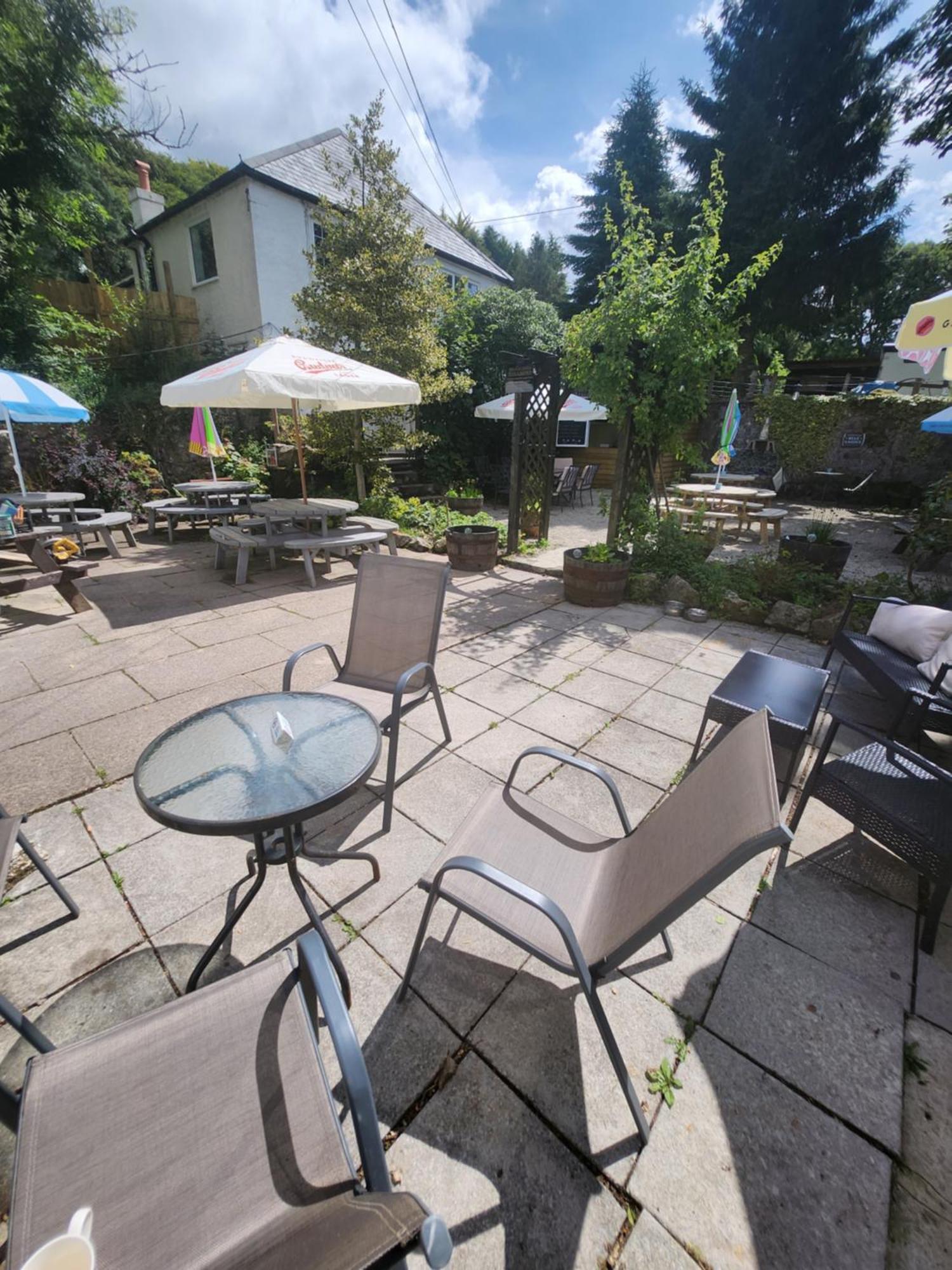 East Dart Inn Йелвертон Экстерьер фото
